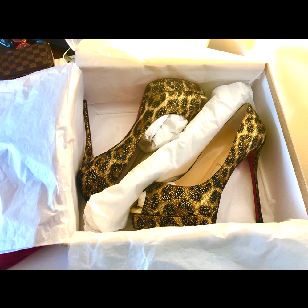 Christian Louboutin Black/Gold/Brown Fetish Peep